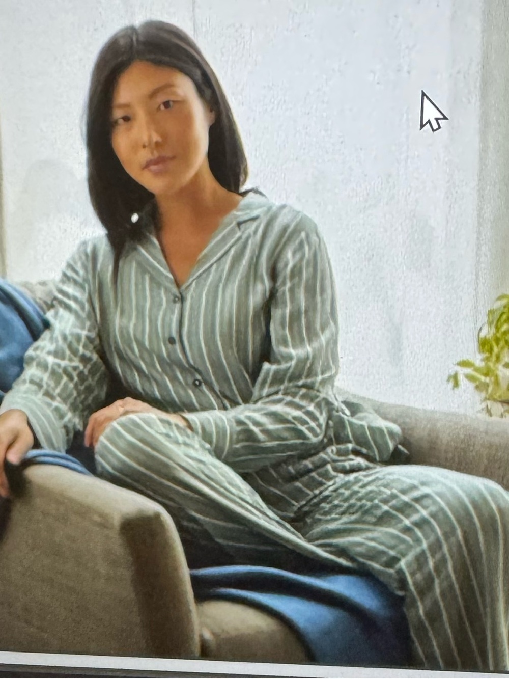 Cozy Earth Striped Green Pajama Set Size Small - Picture 3 of 13